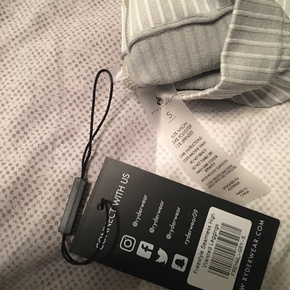 NWT grey Ryderwear leggings straight from 🇦🇺 - Picture 6 of 8